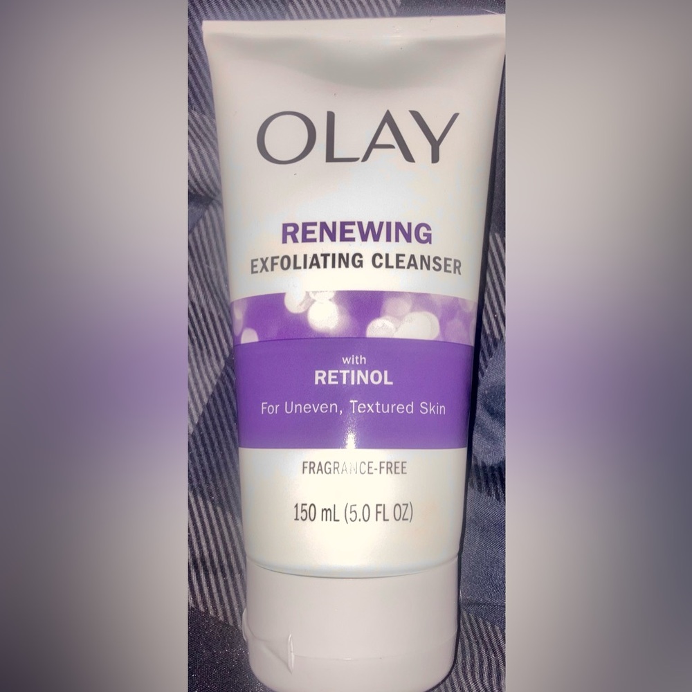 OLAY Regenerist Retinol 24 Face Cleanser for Uneven Skin Tone